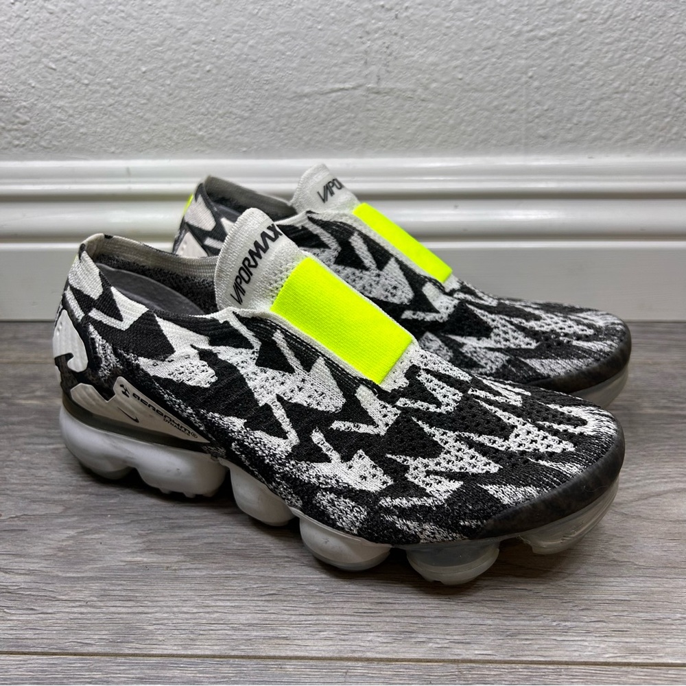 Acronym x Nike VaporMax men’s size: 5.5 / women’s: 7